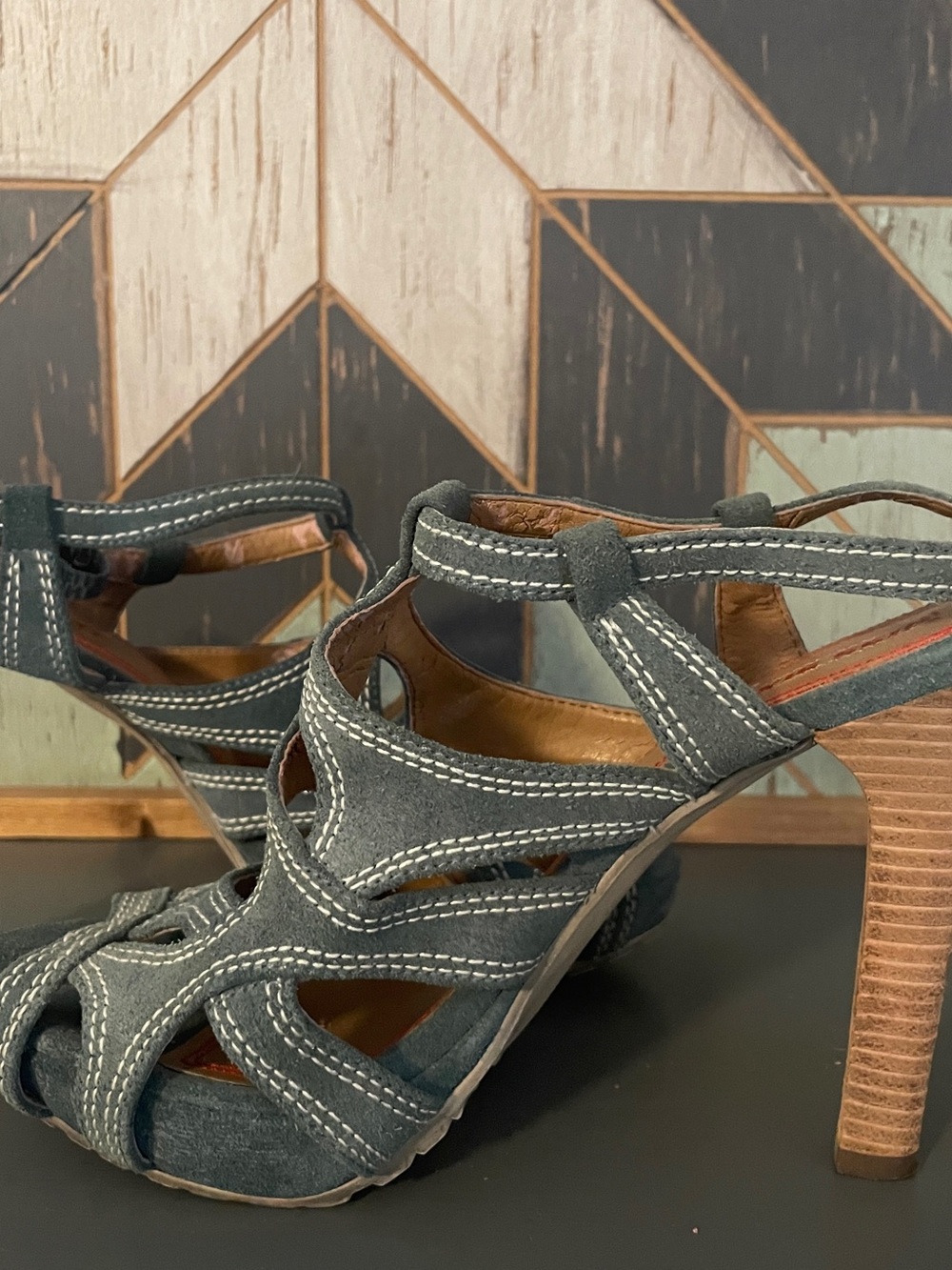 Vintage Y2K Miss Sixty “Indigo” Blue Gray Suede Wood Platform High Heels US 8